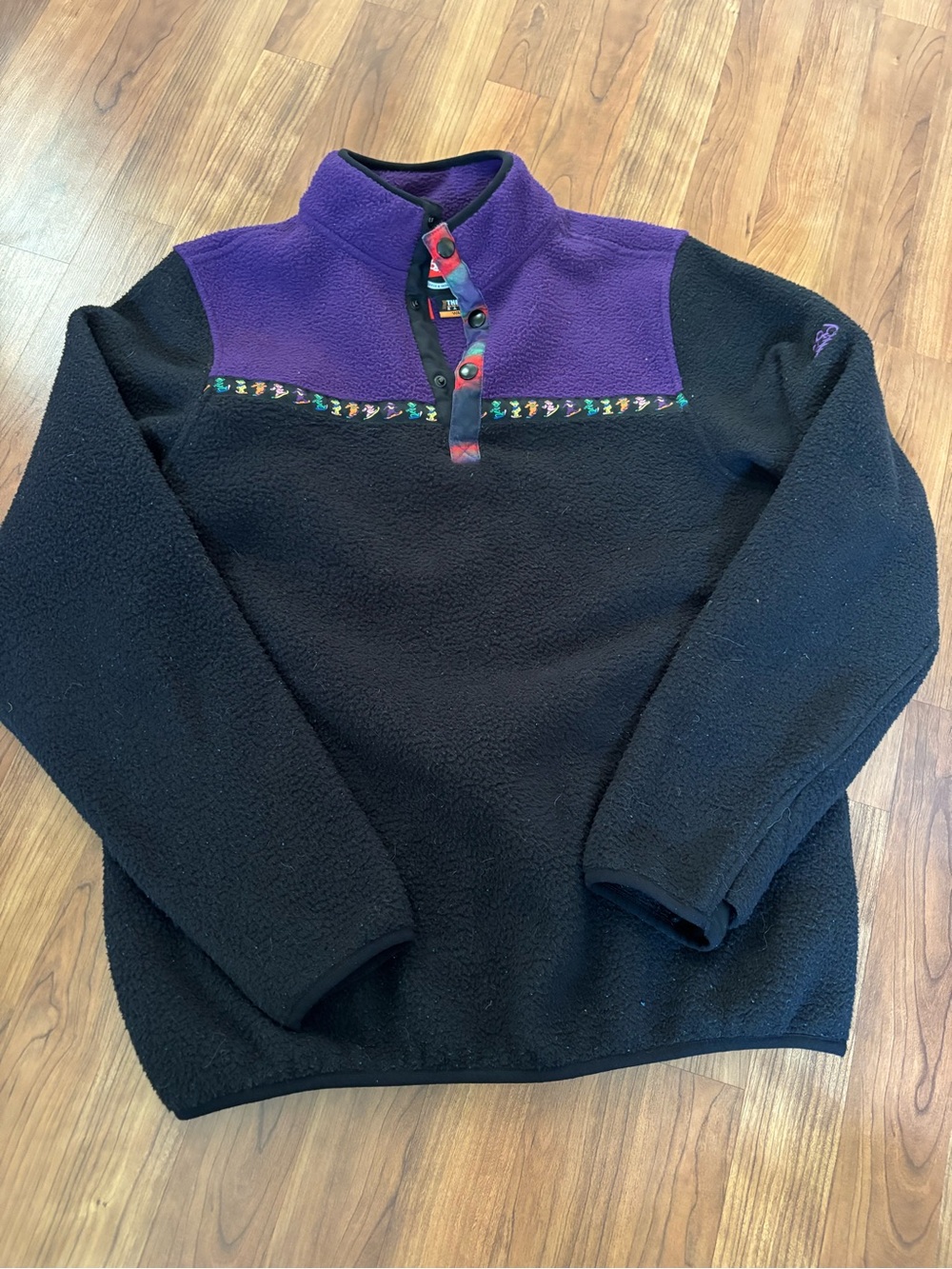 686 Tioga Fleece Pullover in Grateful Dead Colorway